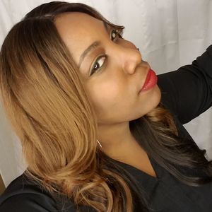 Meet your Posher, Devina